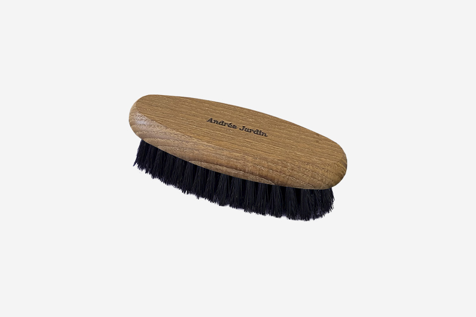 Brosse à barbe _Frêne_andree jardin_déco_intérieur_décoration_naturel_made-in -france_artisanat_nantes_linatelier - 1
