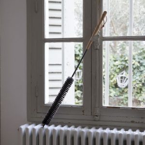 Brosse radiateur_bois-hêtre_poils-naturels_entretien_maison_interieur_nantes_linatelier_2