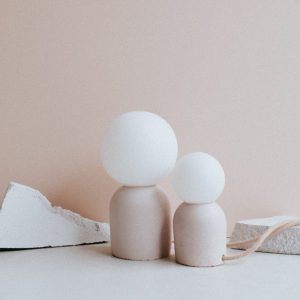lampe à poser béton zuri