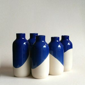 Vase en grès - Bouteille bleue - Candice Courau
