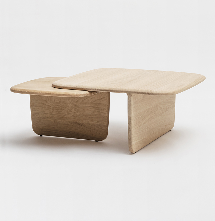 table basse chêne massif 'toi et moi'. fabrication française France. vue 3