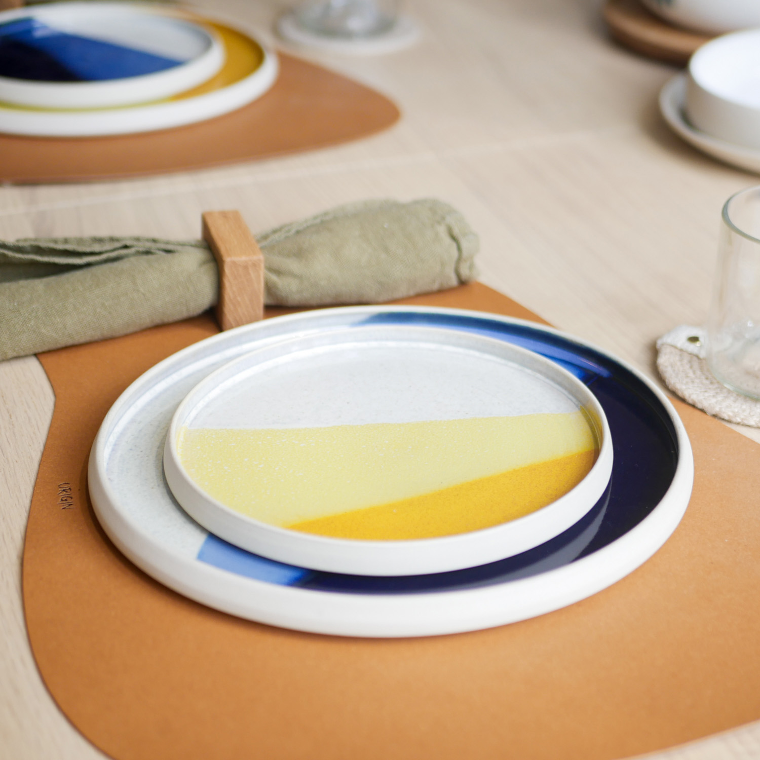 Duo-Assiette-jaune-céramique-bleu