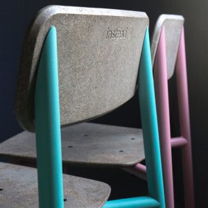 chaise-haute-colorée-zoom
